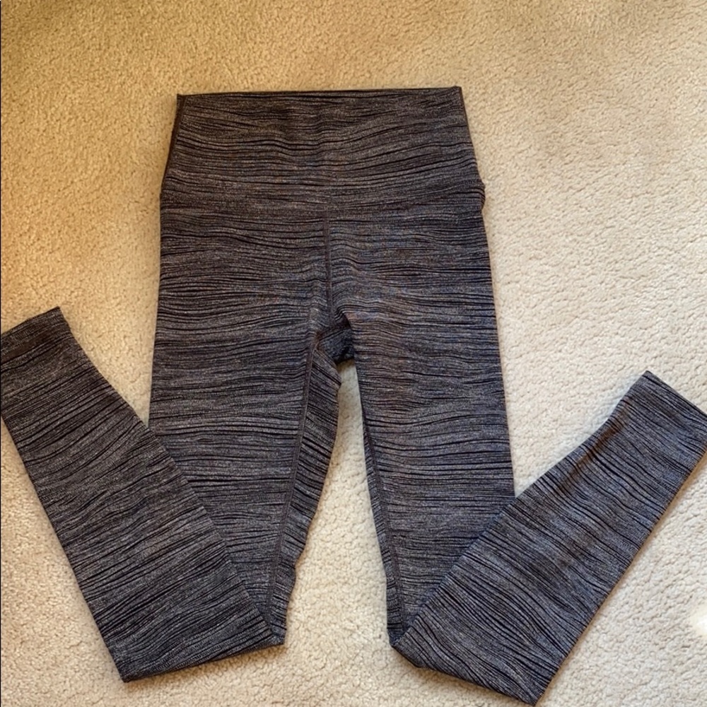 Lululemon under wunder tights